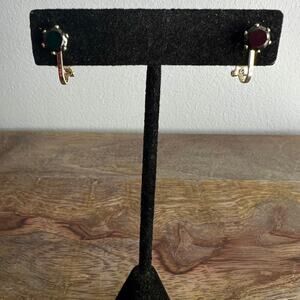 🍭6/$30 Black and silver vintage small delicate clip on earrings